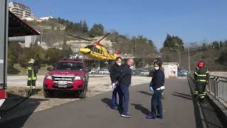 trasferimento-disperato-in-eliambulanza-di-una-donna-da-ariano-a-salerno