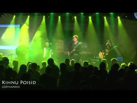 02 Kihnu Poisid 15 - Lõõtsapoiss