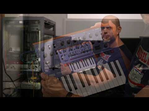 Synth Unboxing - Something Broken, Something Blue