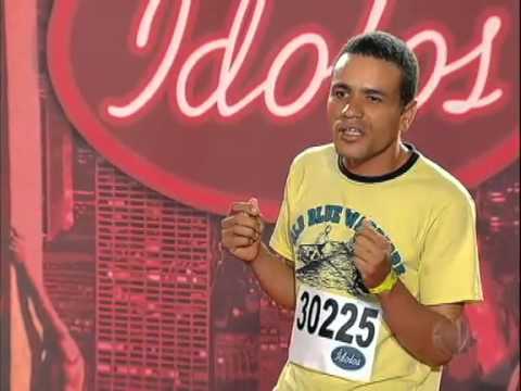 Ídolos 2012  Candidato diverte a todos com seu estilo único 13/09/2012