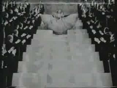 Zarah Leander -Ich hab' vielleicht noch nie geliebt - Revuefinale Premiere(1936)