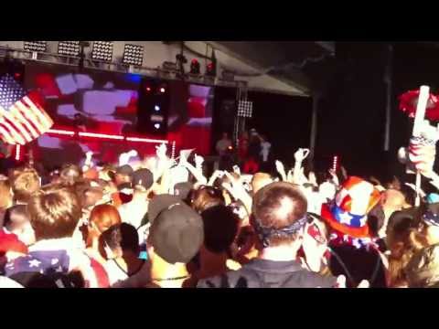 Gregori Klosman drops Daddy's Groove - Stellar , Alesso - Nillionaire and Dada Life