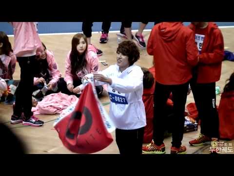 120108 mbc idol athletics championships - sungyeol teasing fans