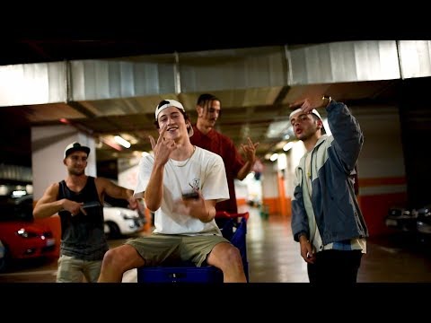 Átiko Gris - CHICOS DE LA ASTUCIA (Videoclip)