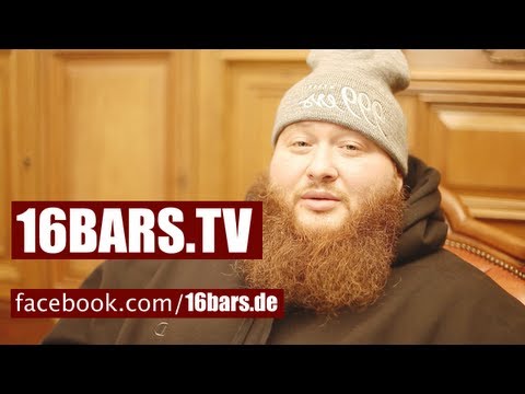 Action Bronson Über "Rare Chandeliers", Seinen Major-Deal und Money Boy (16BARS.TV)