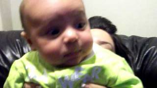 Baby Smiling and Crying With Titi Vicky, Titi Jasmine and Mommy