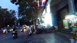 preview picture of video 'アキーラさん散策！ベトナム・ホーチミン・デタム地区4！Detam,Saigon,Vietnam'