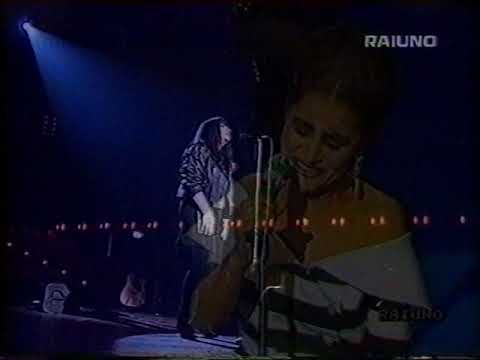 Mia Martini e Loredana Bertè - Almeno tu nell'universo