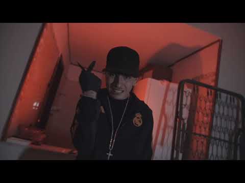 Frezza - FAVELAS (Prod. Arie)