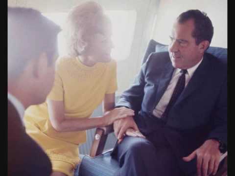 Nixon calls Pat Nixon: Vietnam War ends