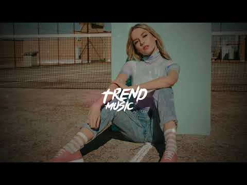 Абрикоса – Влюбилась в друга | я хожу по тротуарам и подъездам