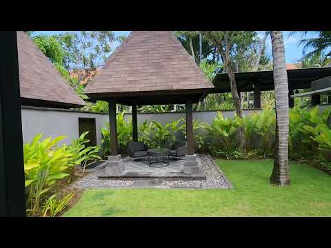 221219 Conrad bali pool villa