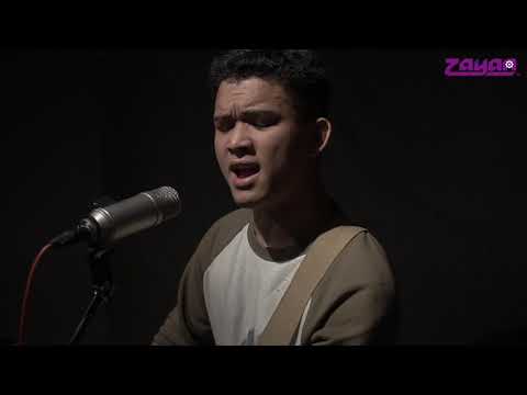#IdolaZayan : Akustik Aku Rindu Uzaid & Aurora Busker