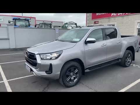 Toyota HiLux 2.4 Double CAB SR5 4DR - Sold With W - Image 2