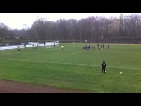 Kurios aber regelgerecht: Schiedsrichter erkennt Elfmeter-Treffer nicht an