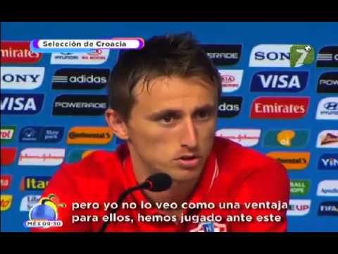 Memo Ochoa Calla a Modric México Vs Croacia 3-1