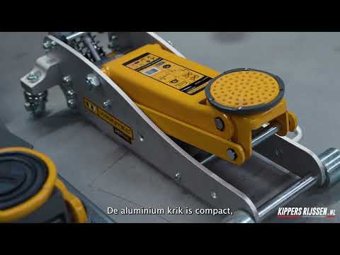 Product video thumbnail