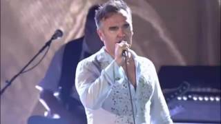 Morrissey - How Soon Is Now Live at the Hollywood Bowl