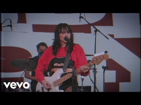 Video thumbnail for People I Don’t Like (Live)
