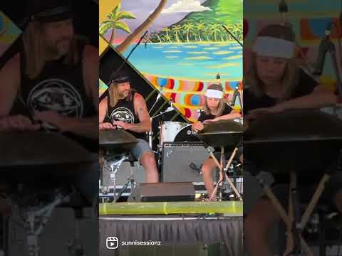 10yr old Sunnisessionz - Sunni Holden. This young talent stuns the audience at Island Vibe 2022