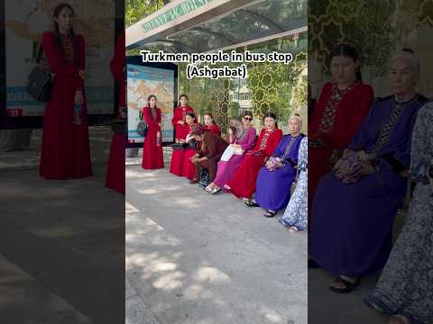 Turkmen people in bus stop (Ashgabat)