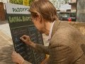 Thousands Put Bets on Expected Royal Babys.