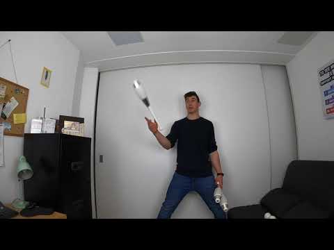423 Clubs | Juggling Trick Demonstration