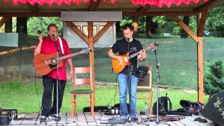 Mitch Walking Elk a Wade Fernandez - 02 - Indiánske blues - Prievidza 2014