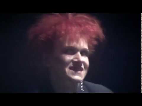 Musta Paraati -  Peilitalo (1983) (Remastered)