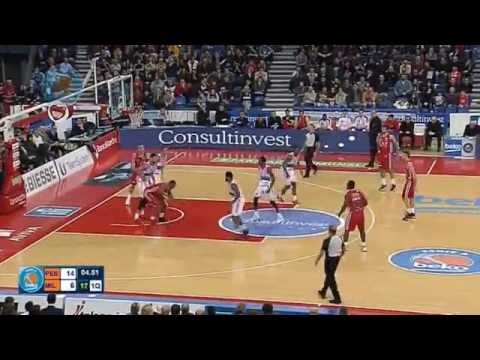 Highlights Consultinvest Pesaro - EA7 Olimpia Milano: 82-78