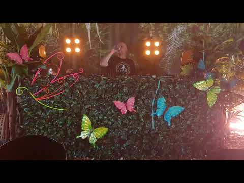 2019 Ben Liebrand Stops Queen with The Jackson 5 @ ParkCity Live Heerlen