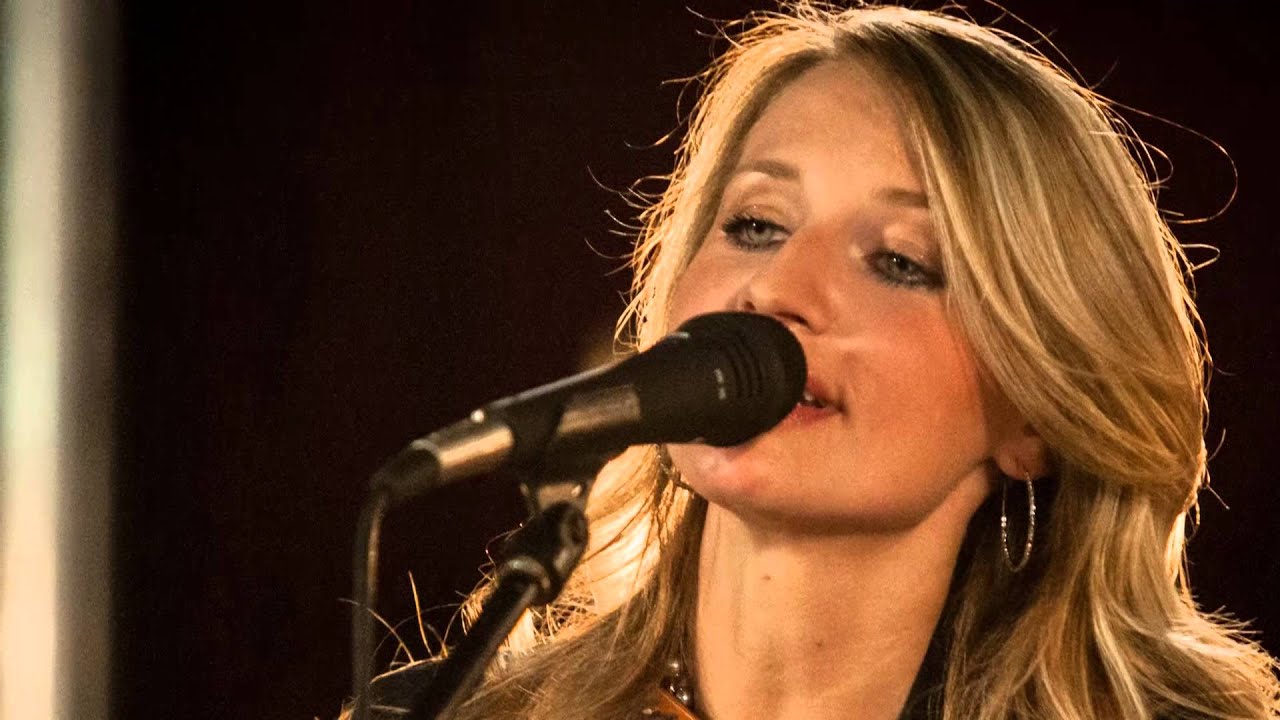 Kimberly Kelly Artist Spotlight from the Texas Music Scene