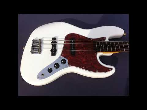 Squier Jazz Bass 60 Slap sound