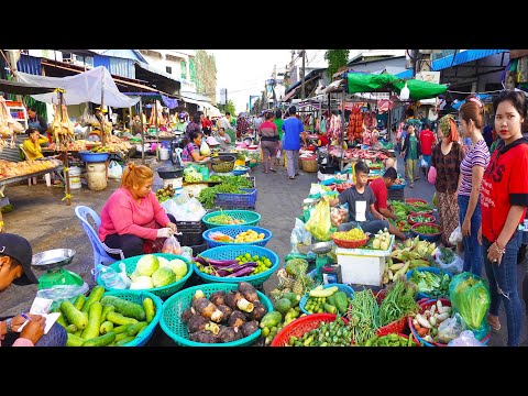 Cambodian Routine Foods & lifestyle @ Century Market - Pineapple, Duck,Seafood, Dessert,Raw Meat,etc