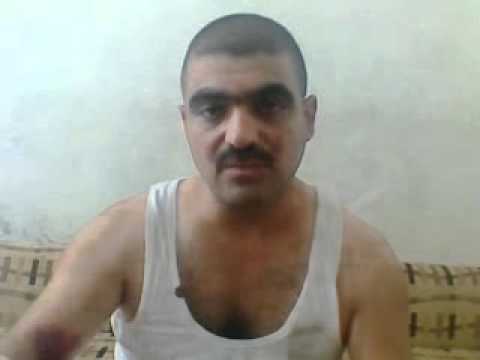 اعترافات شرطي من احد مخافر الشرطة في حماه باطلاق النار على المتظاهرين في حمص