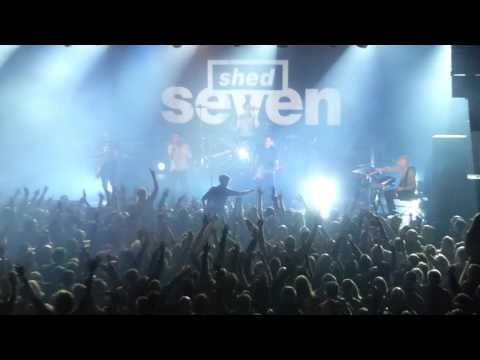 Shed Seven - Chasing Rainbows - Live @ Manchester Academy - 12-12-2015
