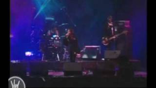 Presentación - Babasónicos en el  Vive Latino 2005 - &quot;Curtis&quot;