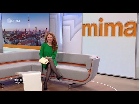 Mirjam Meinhardt wartet auf Dich in Nylon Strümpfe - ZDF Mittagsmagazin - 11. March 2024