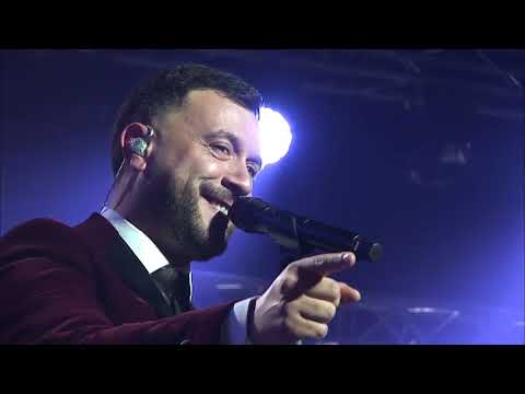 Lucas Sugo -  Enganchados En Vivo (Antel Arena)