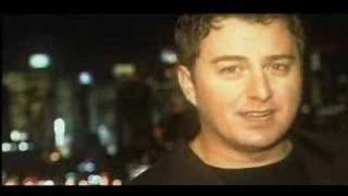 Gjovani Gjonaj - Unë Beqar, Ti Beqareshë