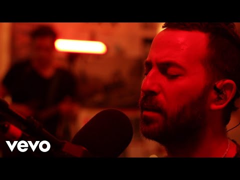 Mondo Cozmo - Killing Floor (Official Music Video)