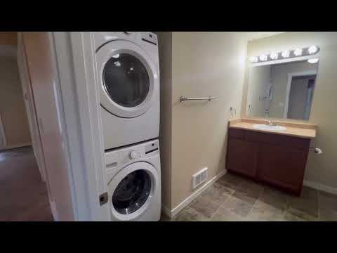 MOVE IN SPECIAL! $250 AMAZON GIFT CARD! 2 Bed 1.5 Bath lower level unit in Bellingham property video