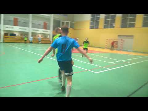 StrefaFutbolu.pl: Legendarni FF - Nieobliczalni