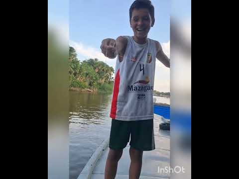 2 peixes só em uma fisgada na orla de Mazagão AP, venha pescar comigo! 