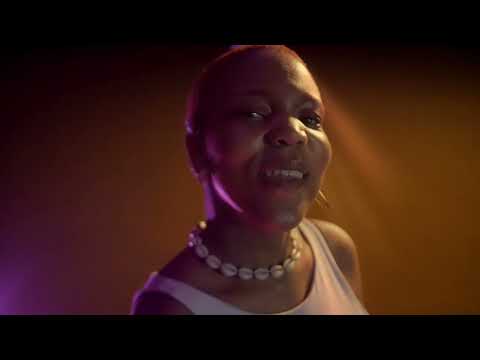 MAORA Feat NOIRE VELOURS - AWADJIDJE