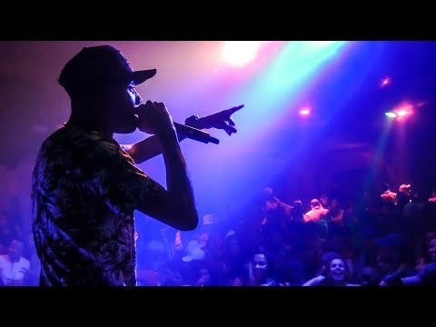 MC GW, MC Rafa 22 e MC Levin - Open Bar Novinha (DJ Rafinha)