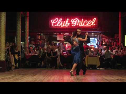  Jonathan Saavedra  and  Clarisa Aragon  are  dancing  at  Argentina Salon Tango Festival  in  2017