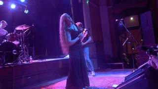 Layla Zoe - The Lily @ Musiktheater Piano - Dortmund - 2013.09.20
