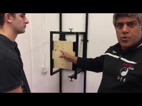 #1minutekungfu Meridian Kung Fu - How to break a board