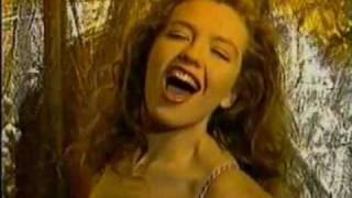 Download lagu Thalia - Marimar mp3